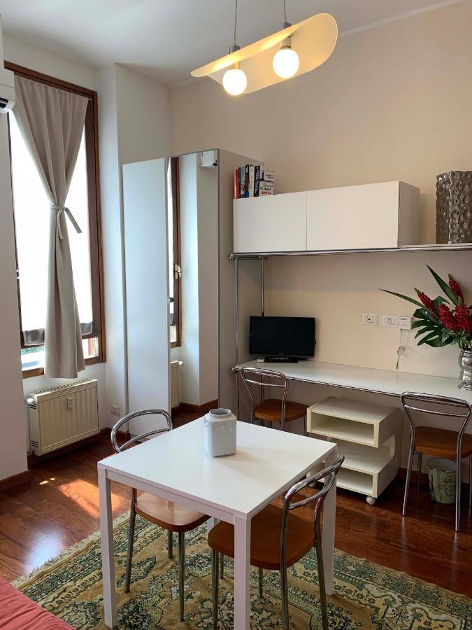 Bilocale Appena Ristrutturato - Stazione Apartment *