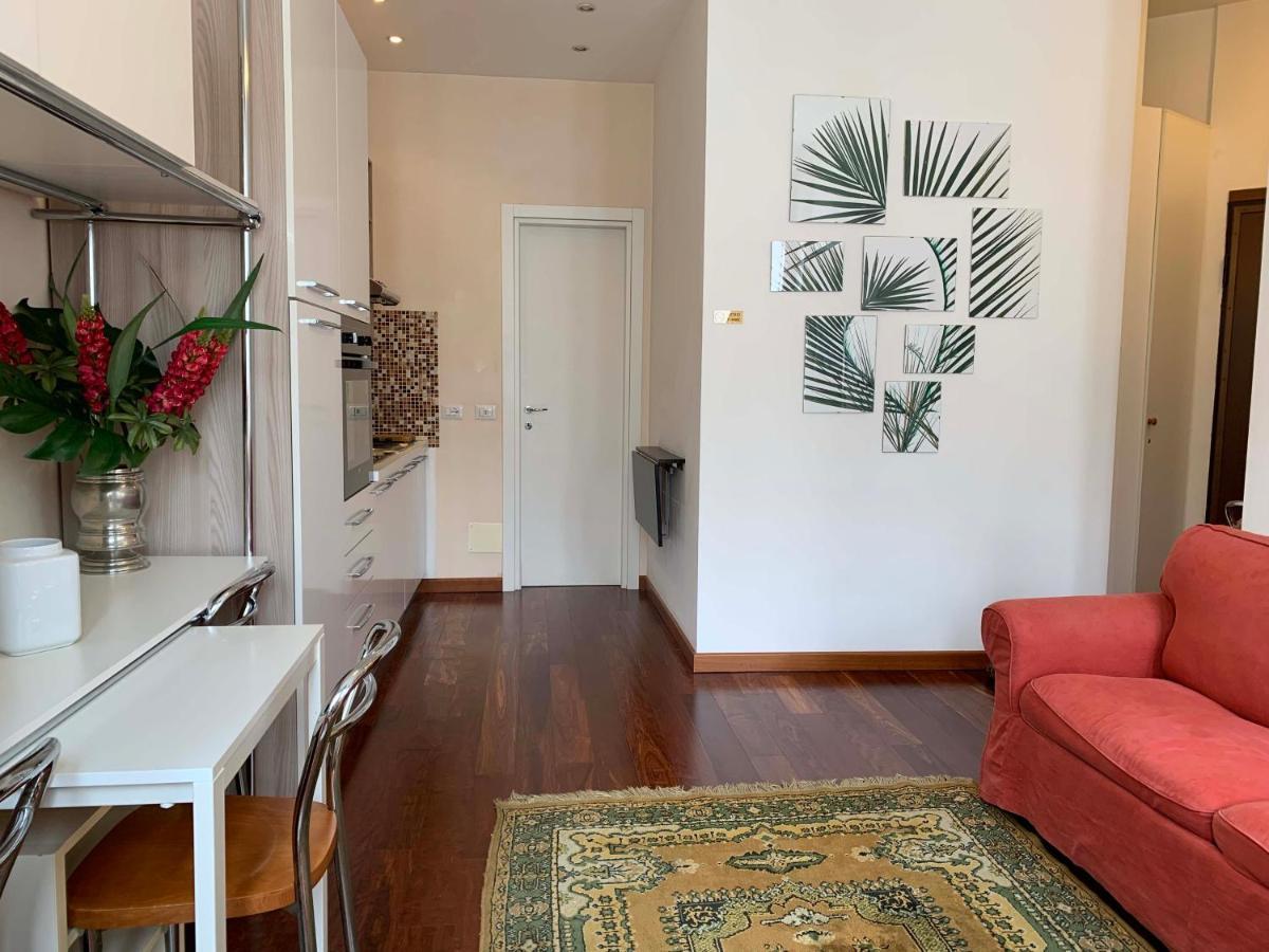 Bilocale Appena Ristrutturato - Stazione Apartment *